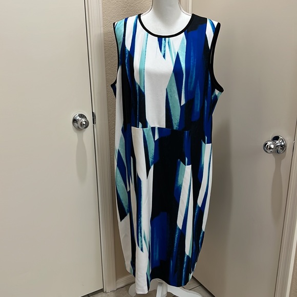 Calvin Klein sleeveless dress - Picture 2 of 7